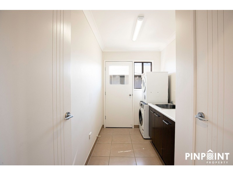 6 Ahern Court, Rural View QLD 4740