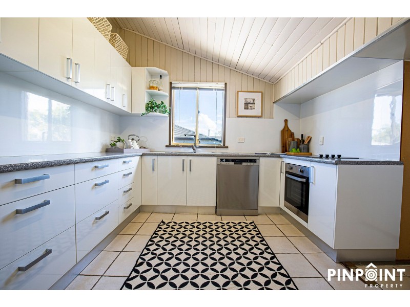 84 Holland Street, West Mackay QLD 4740