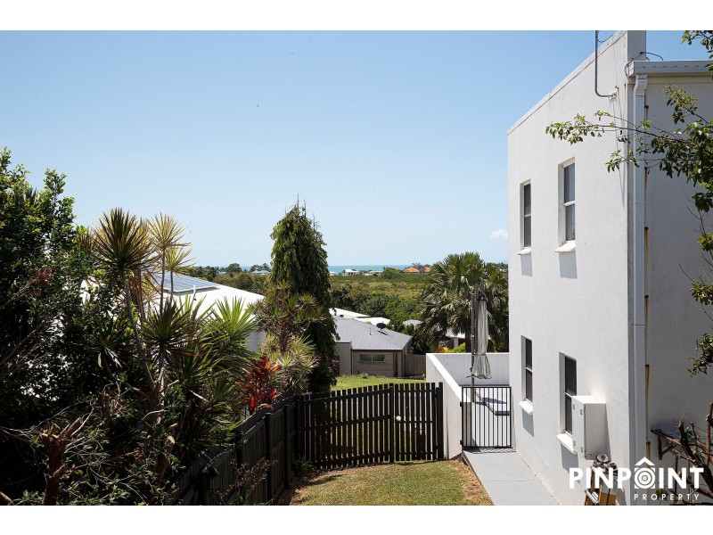 7 Cedar Court, Eimeo QLD 4740