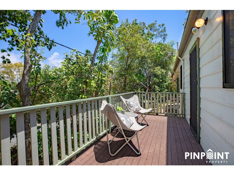 1 Mowlam Street, Eimeo QLD 4740