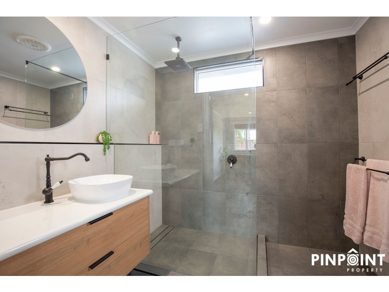 17 Douglas Street, West Mackay QLD 4740