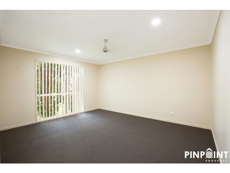 6 Halifax Place, Rural View QLD 4740