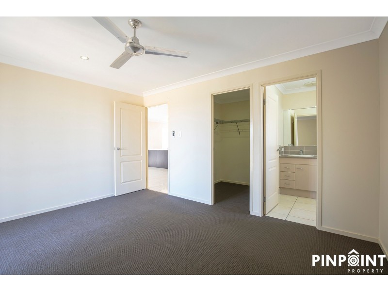 6 Halifax Place, Rural View QLD 4740