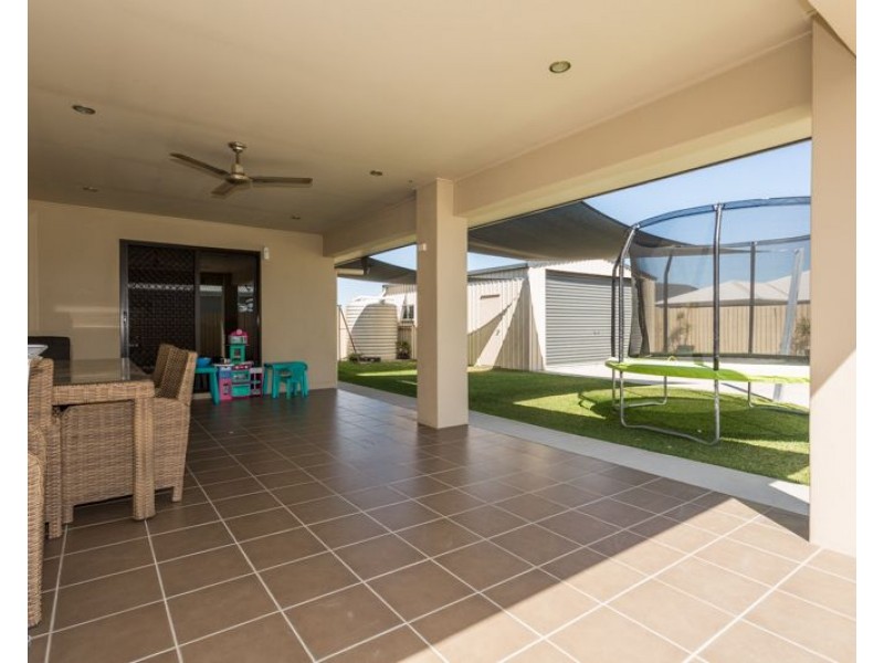 37 Turnbuckle Street, Bucasia QLD 4750