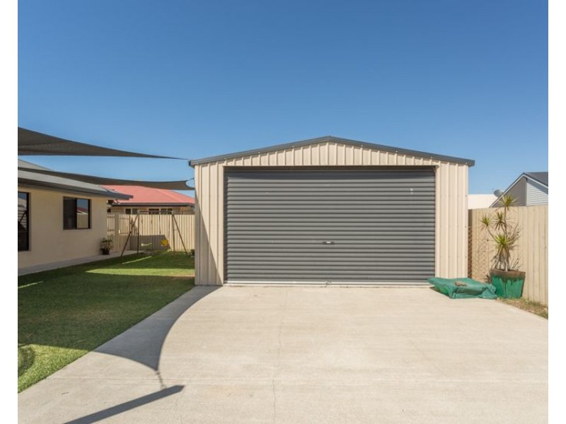37 Turnbuckle Street, Bucasia QLD 4750