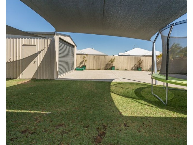 37 Turnbuckle Street, Bucasia QLD 4750