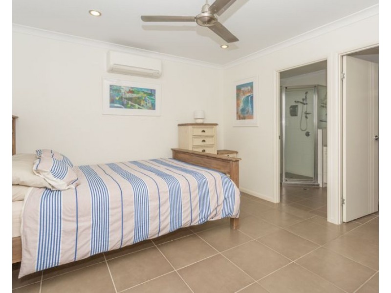37 Turnbuckle Street, Bucasia QLD 4750