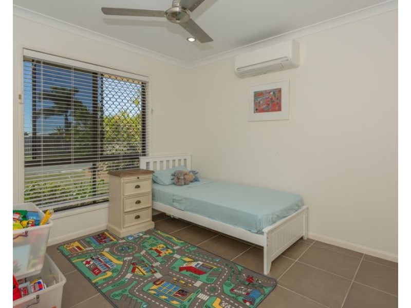 37 Turnbuckle Street, Bucasia QLD 4750