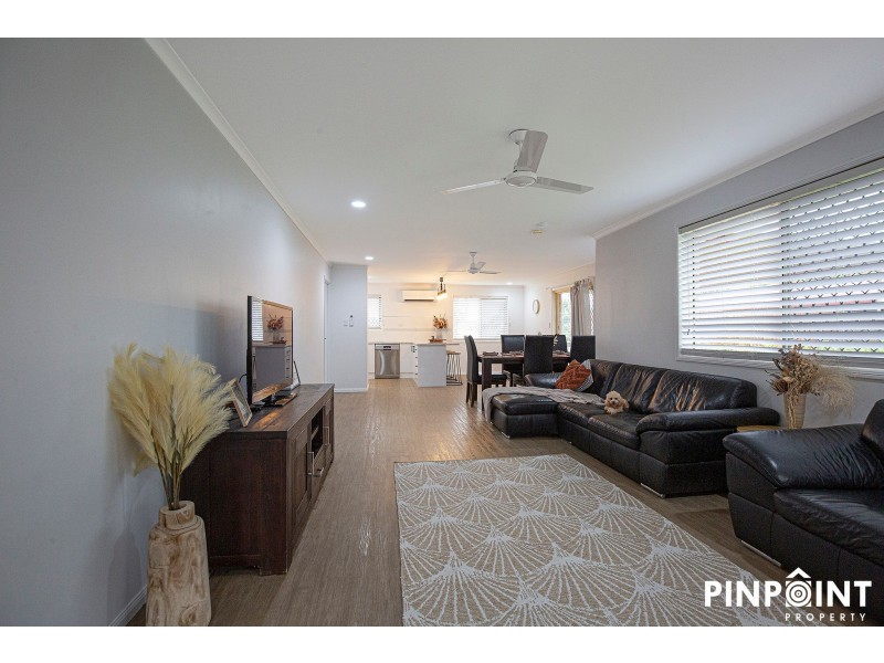 8 Kristy Crescent, Eimeo QLD 4740