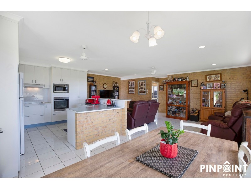 2 John Oxley Avenue, Rural View QLD 4740