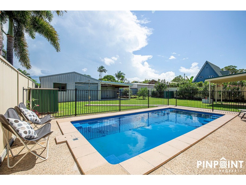 1 Emu Street, Slade Point QLD 4740