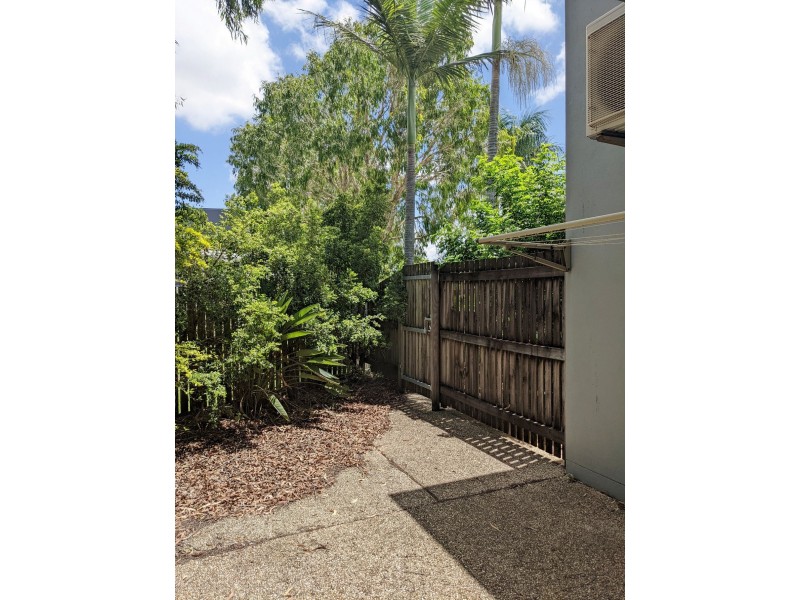 2/19 Windmill Crossing, Mount Pleasant QLD 4740