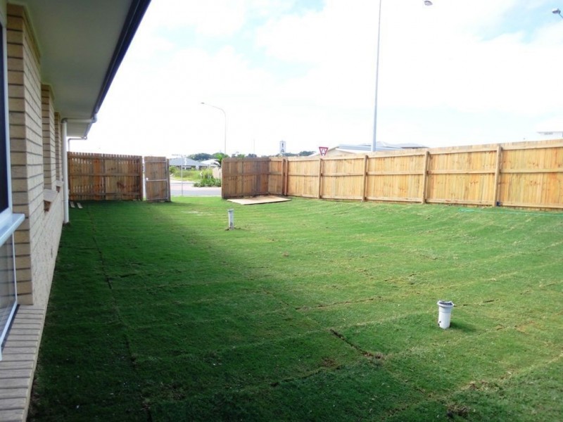48 Avalon Drive, Rural View QLD 4740