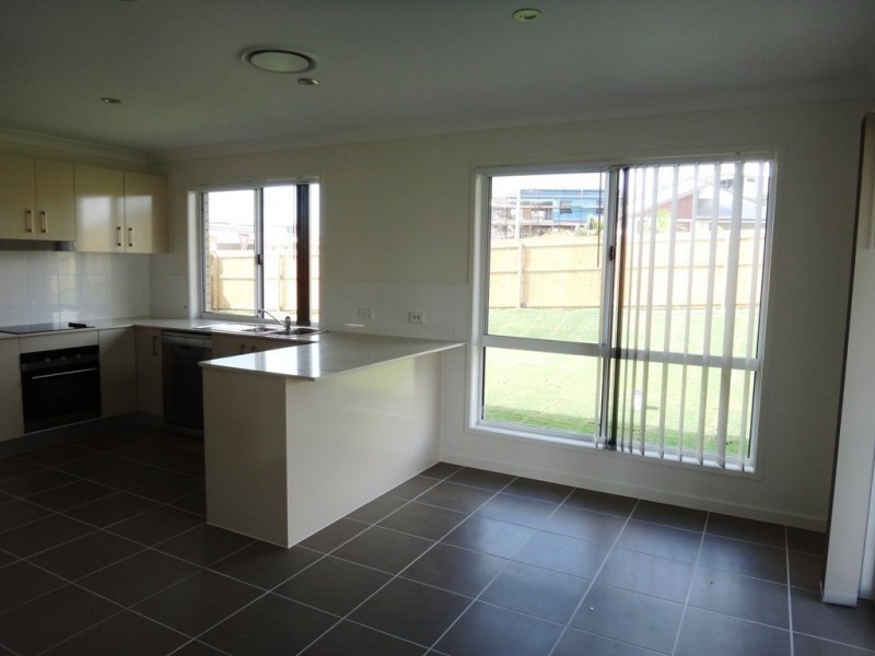 48 Avalon Drive, Rural View QLD 4740