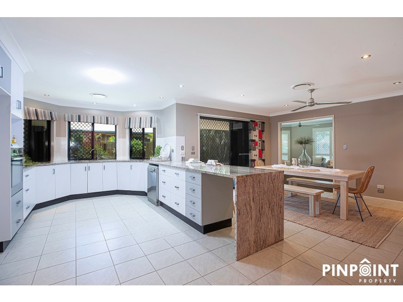 4 Urarii Crescent, Shoal Point QLD 4750