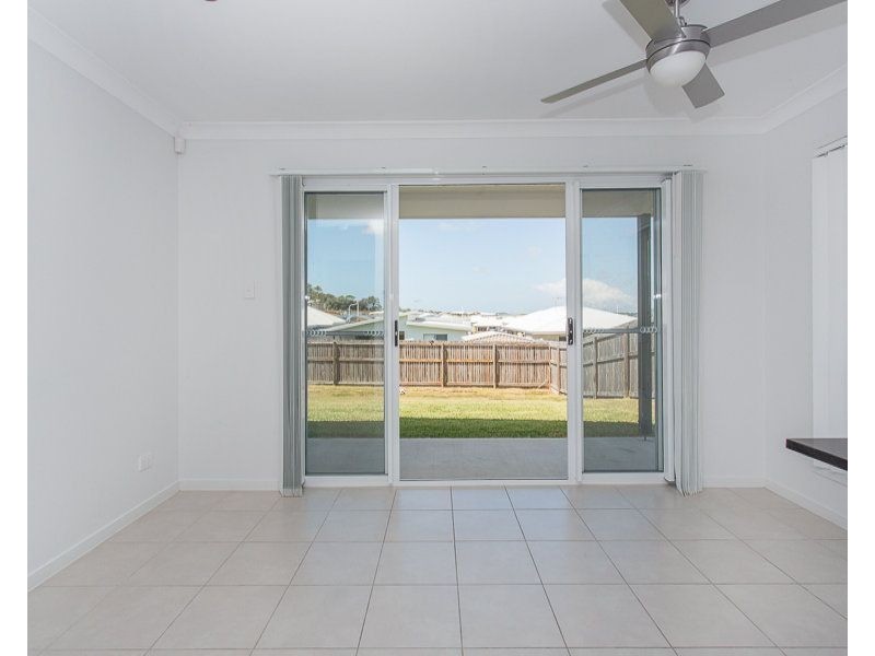 28 Phoenix Crescent, Rural View QLD 4740