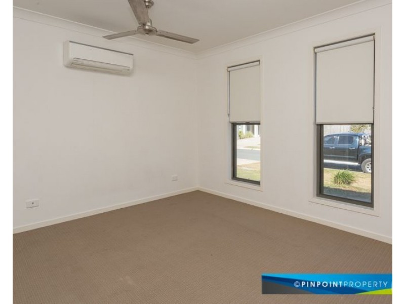 76 Newport Parade, Blacks Beach QLD 4740
