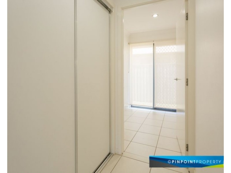 76 Newport Parade, Blacks Beach QLD 4740