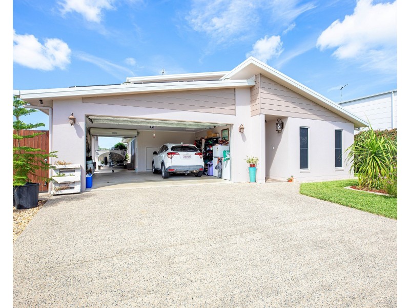 31 Balzan Drive, Rural View QLD 4740