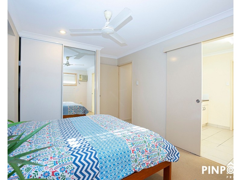 2/2 Dustwill Street, Eimeo QLD 4740