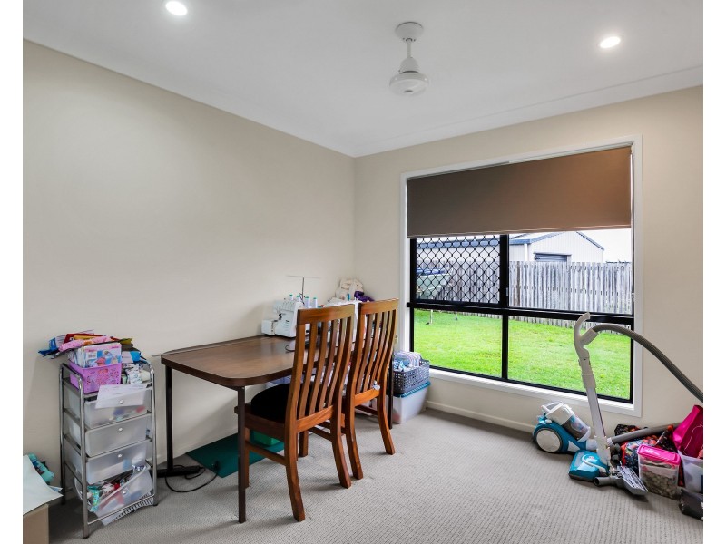 63 Montgomery Street, Rural View QLD 4740