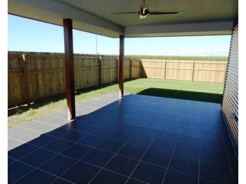 51 Botanical Drive, Ooralea QLD 4740
