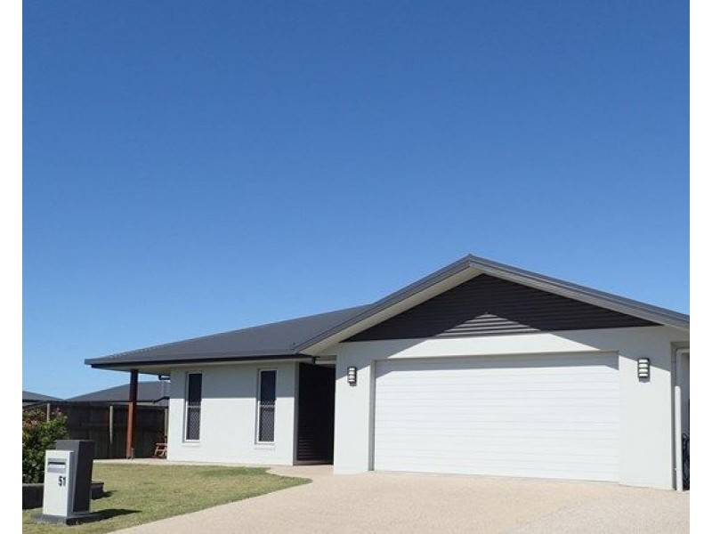 51 Botanical Drive, Ooralea QLD 4740