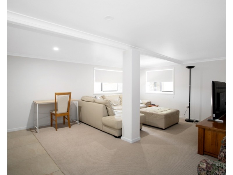 24 Waverley Street, Bucasia QLD 4750