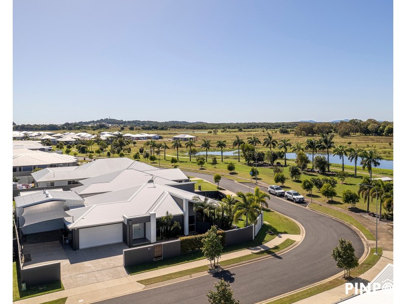 13 Darcy Boulevard, Beaconsfield QLD 4740