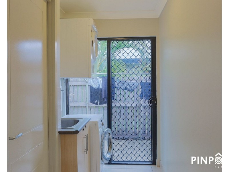 20 Cutfield Street, Glenella QLD 4740