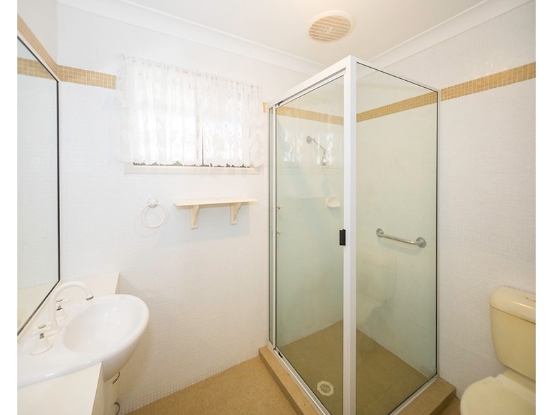 2 Thorning Street, West Mackay QLD 4740