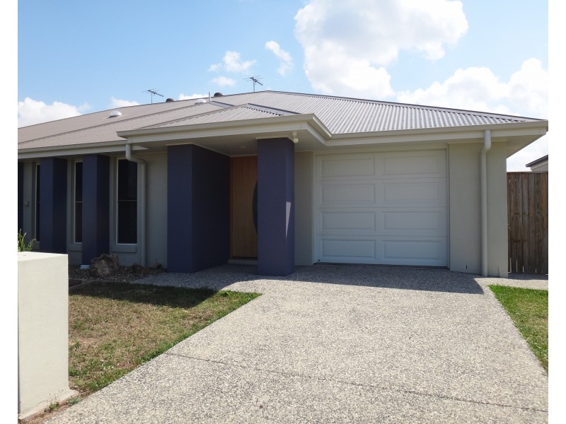 2/80 Scarborough Circuit, Blacks Beach QLD 4740