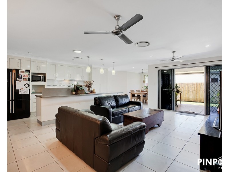 16 Vesta Lane, Ooralea QLD 4740