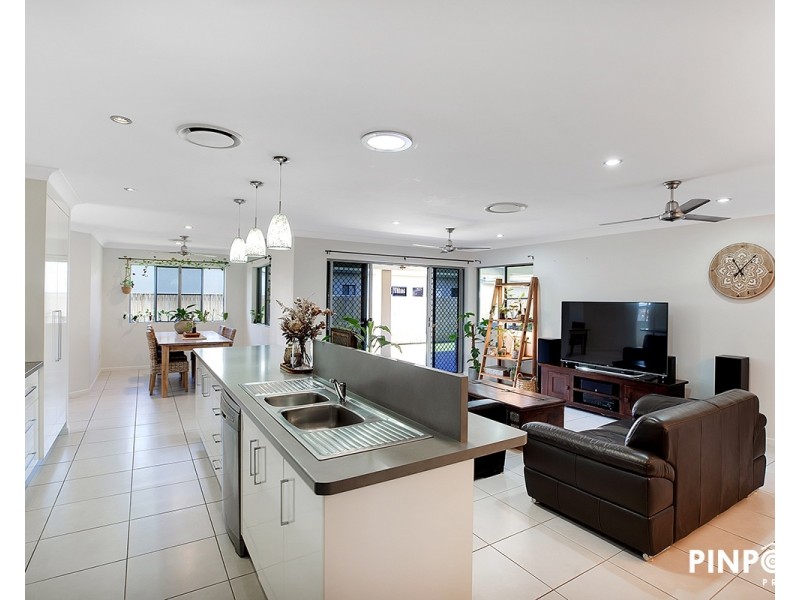 16 Vesta Lane, Ooralea QLD 4740