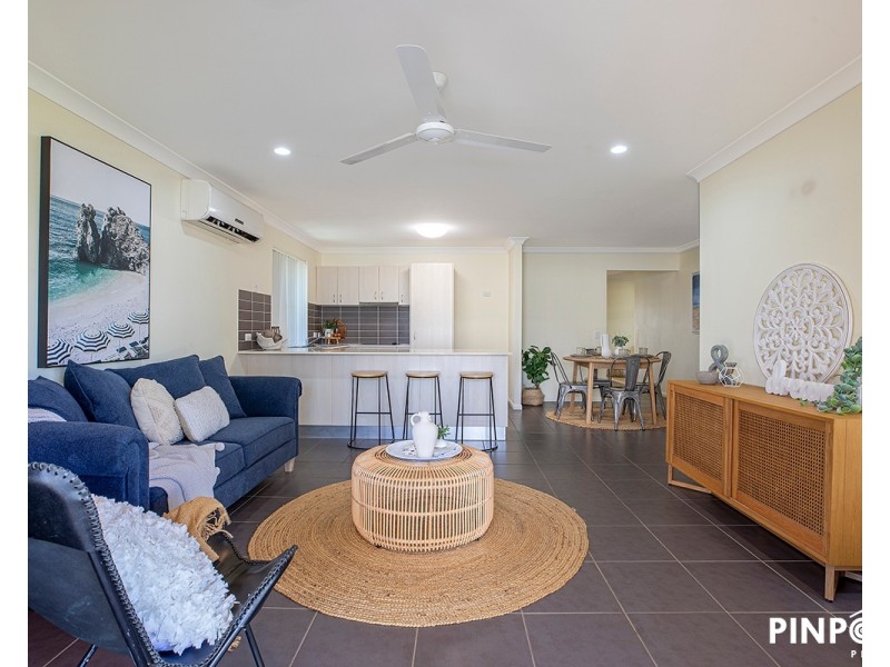16 Newport Parade, Blacks Beach QLD 4740