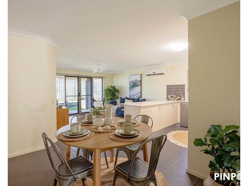 16 Newport Parade, Blacks Beach QLD 4740
