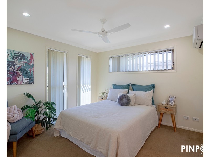 16 Newport Parade, Blacks Beach QLD 4740