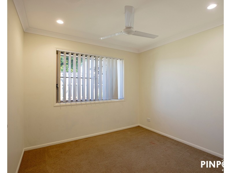 16 Newport Parade, Blacks Beach QLD 4740