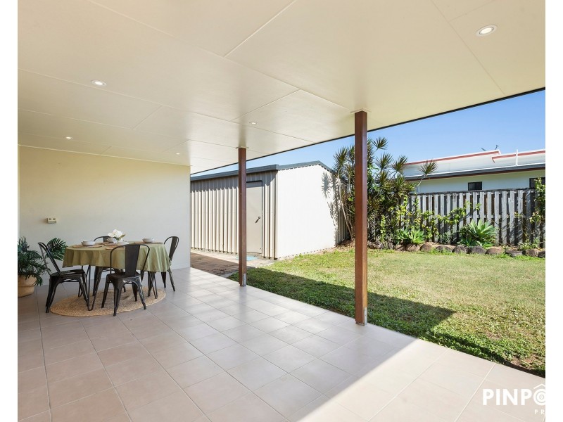 19 Narrabeen Street, Blacks Beach QLD 4740