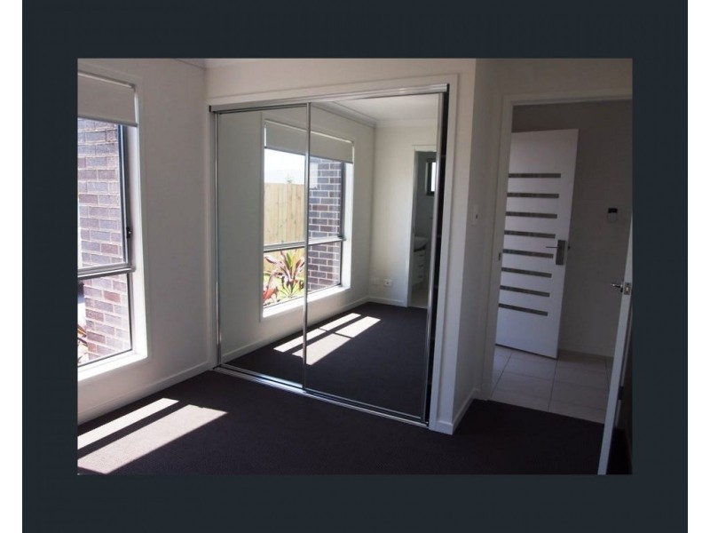 1/18 Benarid Drive, Ooralea QLD 4740