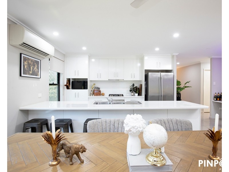 13 Majesty Street, Rural View QLD 4740