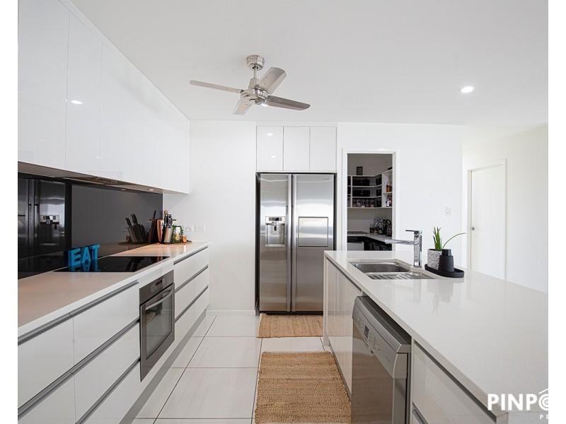 3 Ahern Court, Rural View QLD 4740