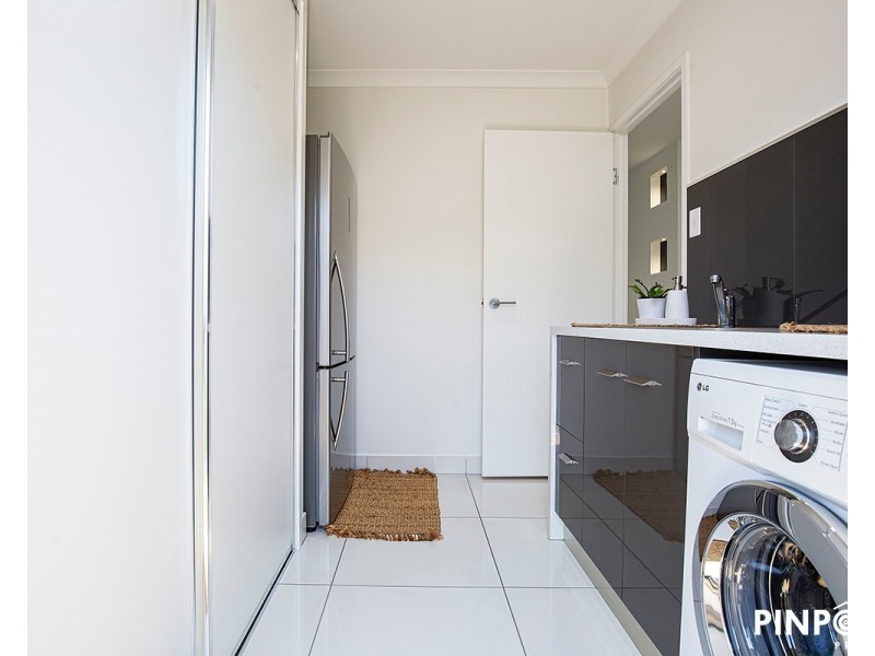 3 Ahern Court, Rural View QLD 4740