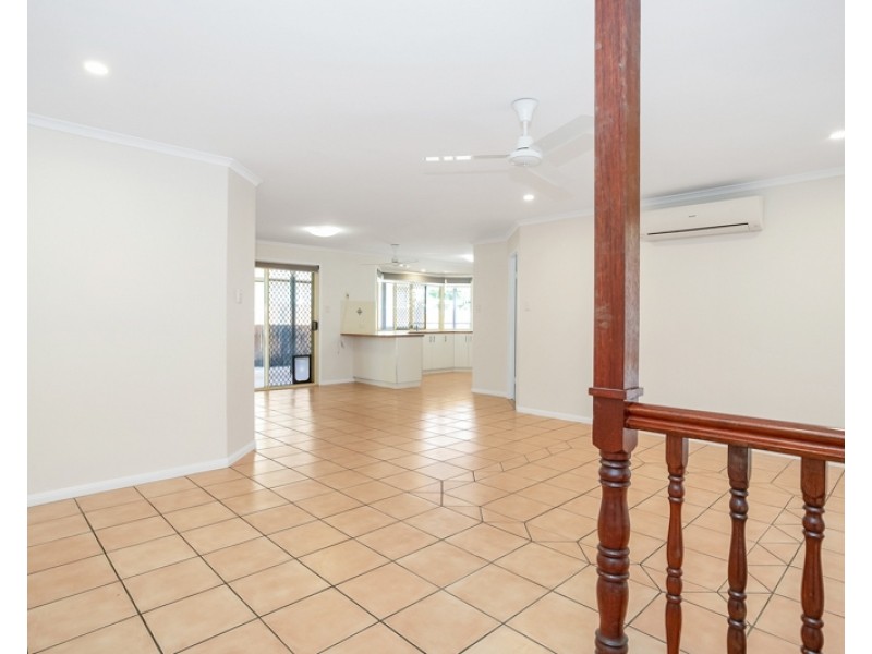 11 Clipper Court, Bucasia QLD 4750