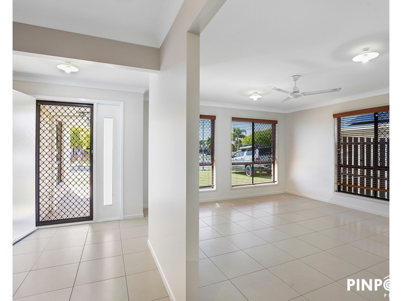 32 Botanical Drive, Ooralea QLD 4740