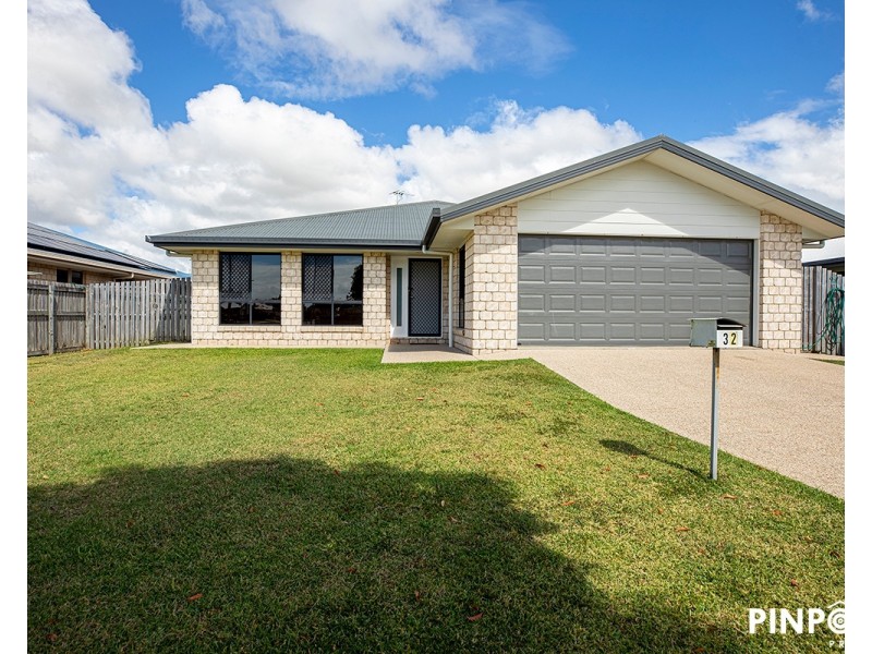 32 Botanical Drive, Ooralea QLD 4740