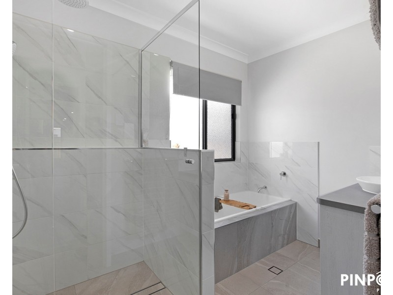 68 Oldmill Drive, Beaconsfield QLD 4740