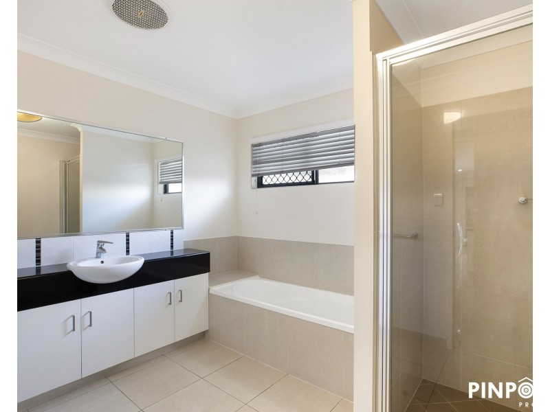 30 Debbiesue Drive, Mount Pleasant QLD 4740