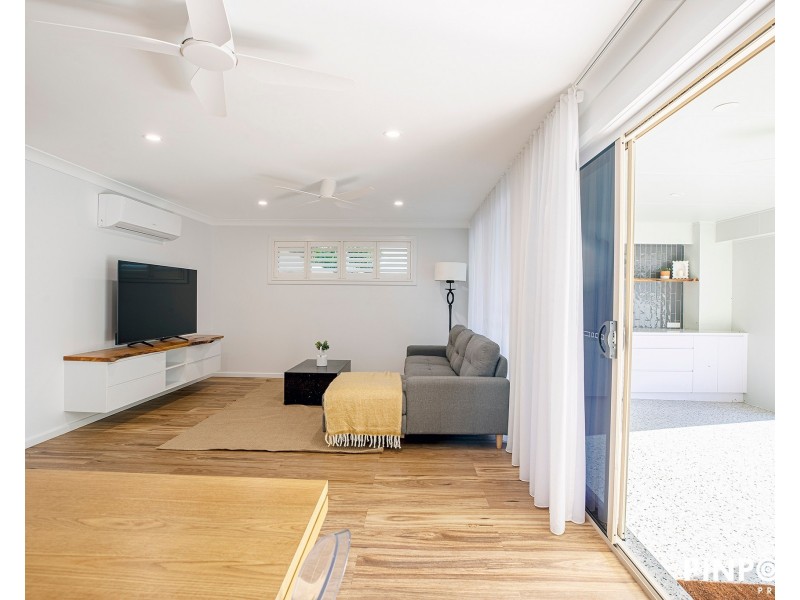 2/10 Bilgola Place, Blacks Beach QLD 4740