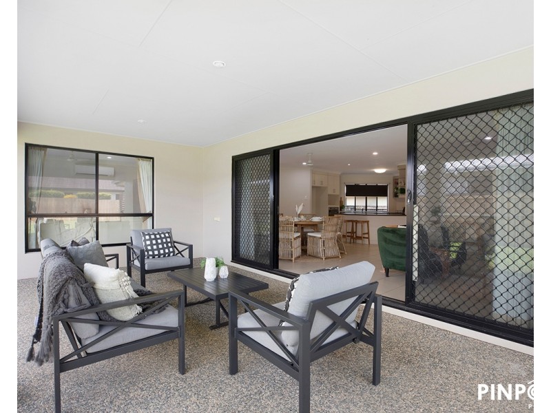 27 Gingham Street, Glenella QLD 4740